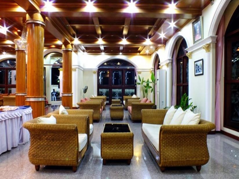 Dee Prom Hotel Chaiyaphum Exteriér fotografie